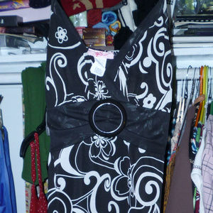 dress juniors L black white shelf bra lined